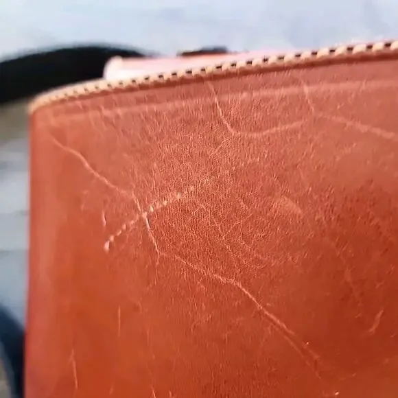 Brown Genuine Leather Equestrian Shoulder Bag Equestrian Gear made in Argentina - Picture 3 of 8